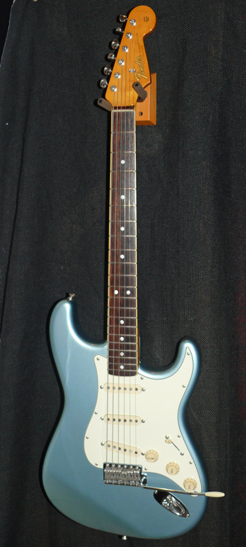 ~SOLD~Fender Japan M.I.J. "T" series `65 Stratocaster reisse ST6