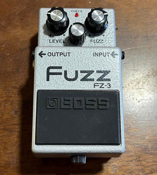 Rare & Collectable Boss Taiwan FZ-3  Fuzz . M.I.T. FZ3 with orig box & paerwork