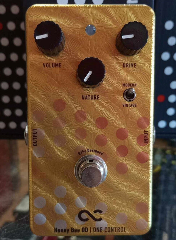 Newest Version One Control Honey Bee Overdrive w/original box - Gold - near mint