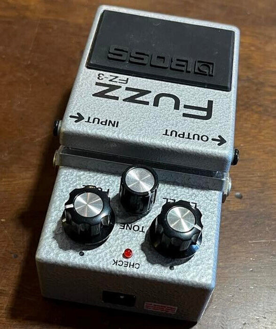 Rare & Collectable Boss Taiwan FZ-3  Fuzz . M.I.T. FZ3 with orig box & paerwork