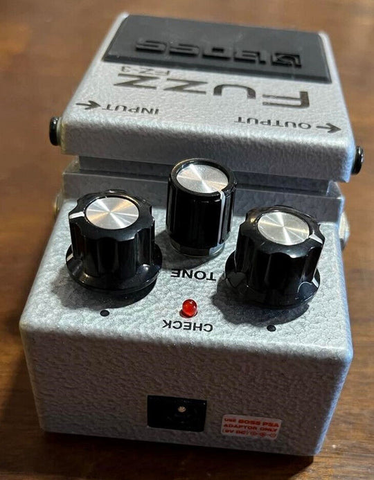 Rare & Collectable Boss Taiwan FZ-3  Fuzz . M.I.T. FZ3 with orig box & paerwork