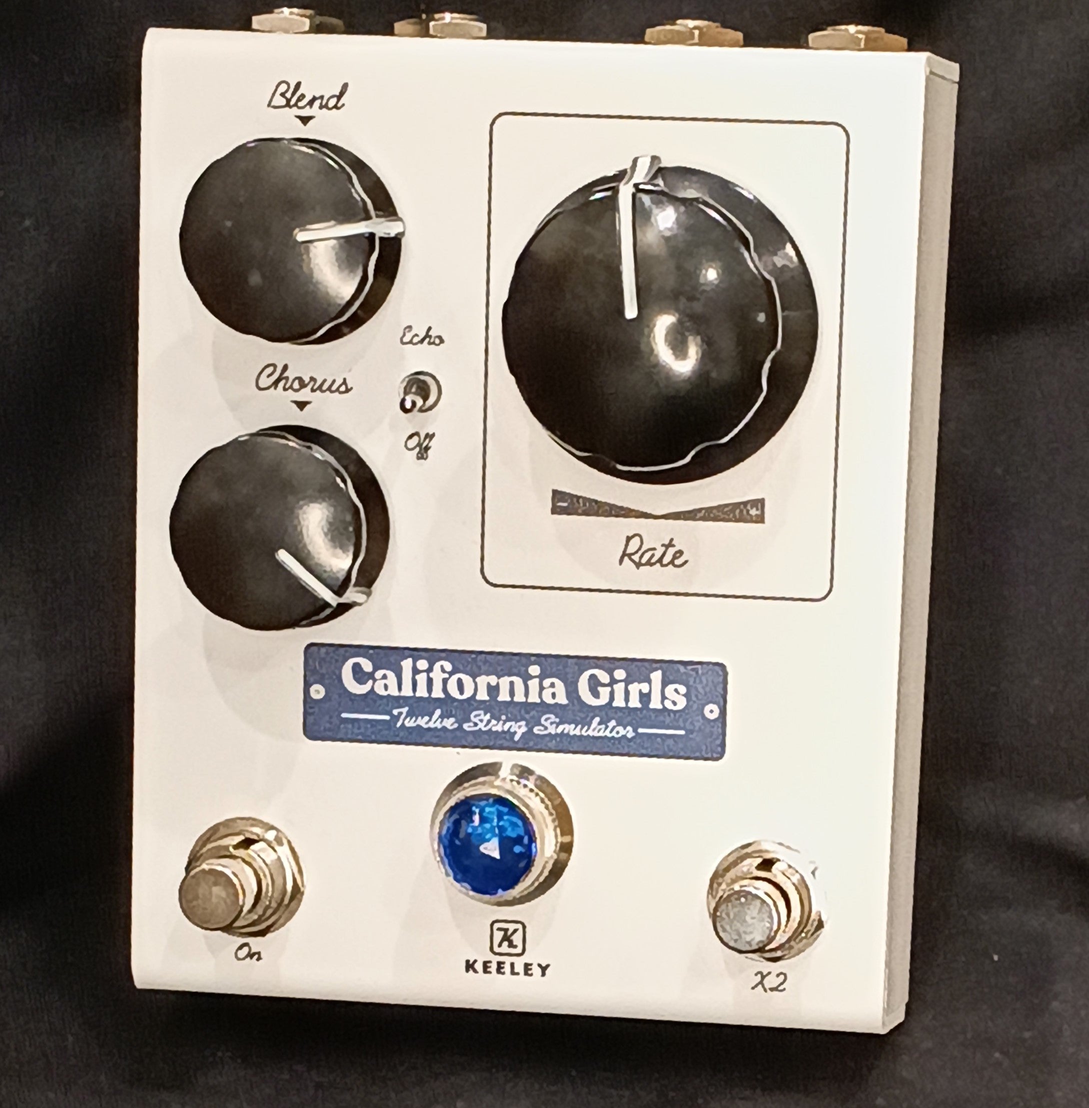 Sobbat Japan GV-1 Glow Vibe Chorus/Vibrato With Monkey Dance System