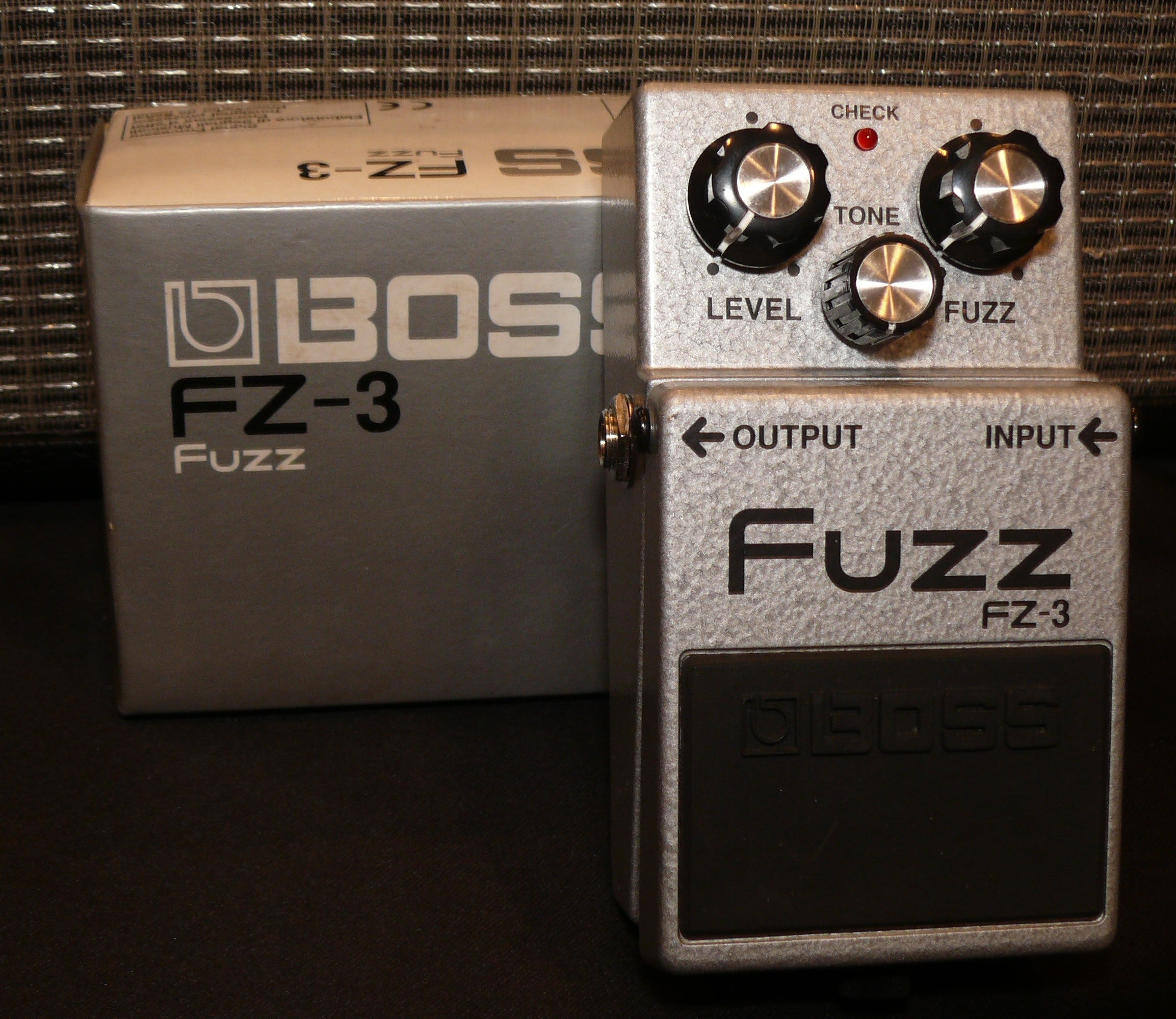 BOSS FZ-3 Fuzz w/- original box & Japan paperwork @ Global Vintage