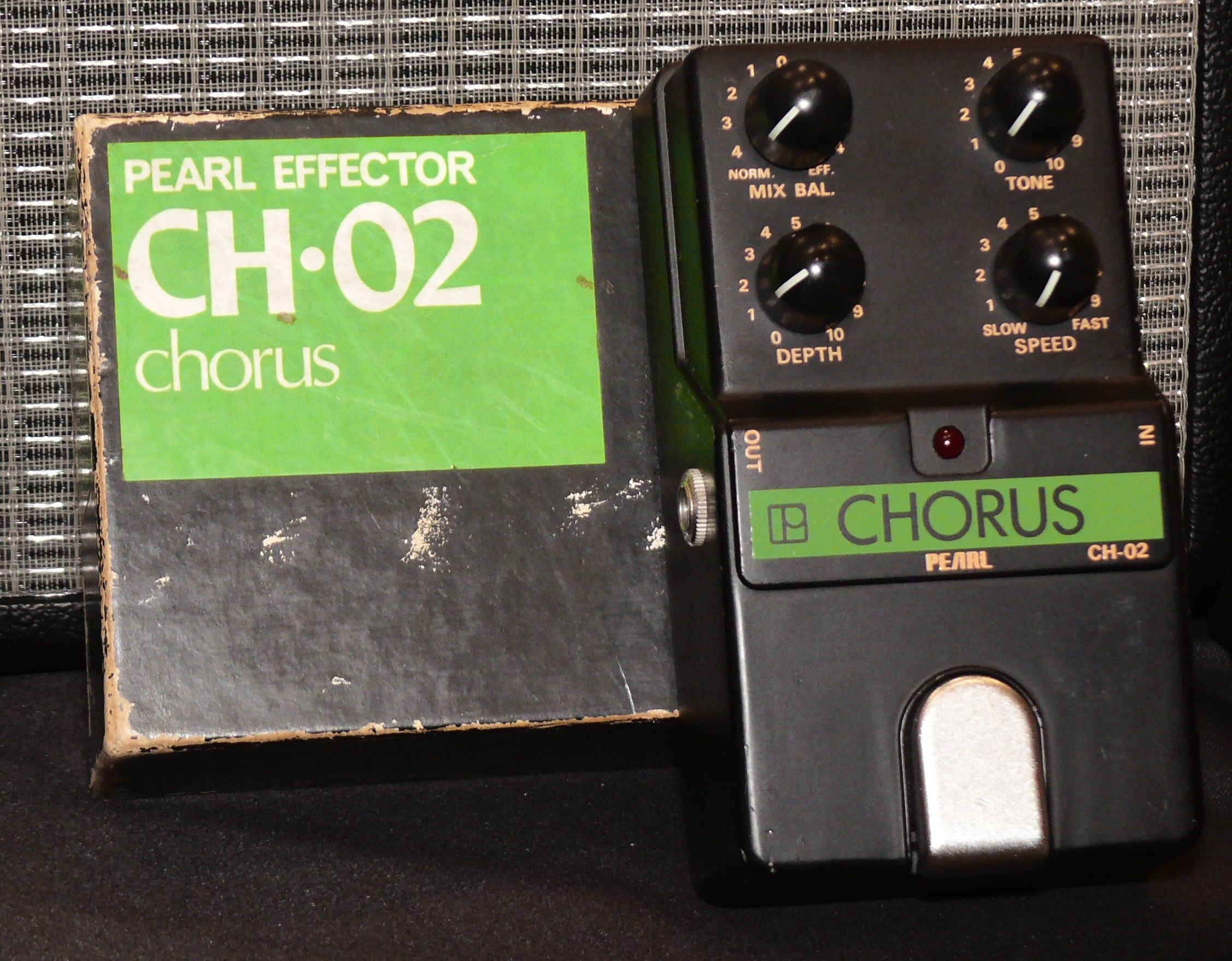 Pearl Japan CH-02 Chorus w originl box.All analog,MIJ 80s effect pedal